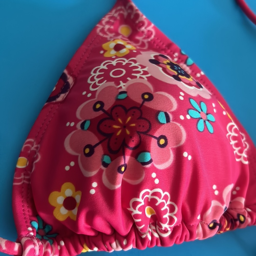 SALE ๐ท New Juniors Dark Pink Flower Bikini Top - Picture 8 of 13